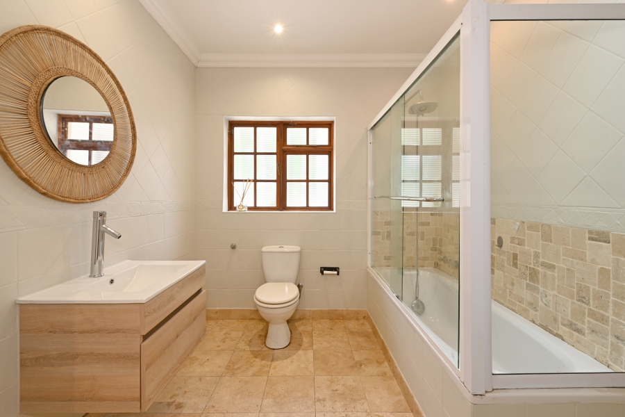 3 Bedroom Property for Sale in Bergvliet Western Cape